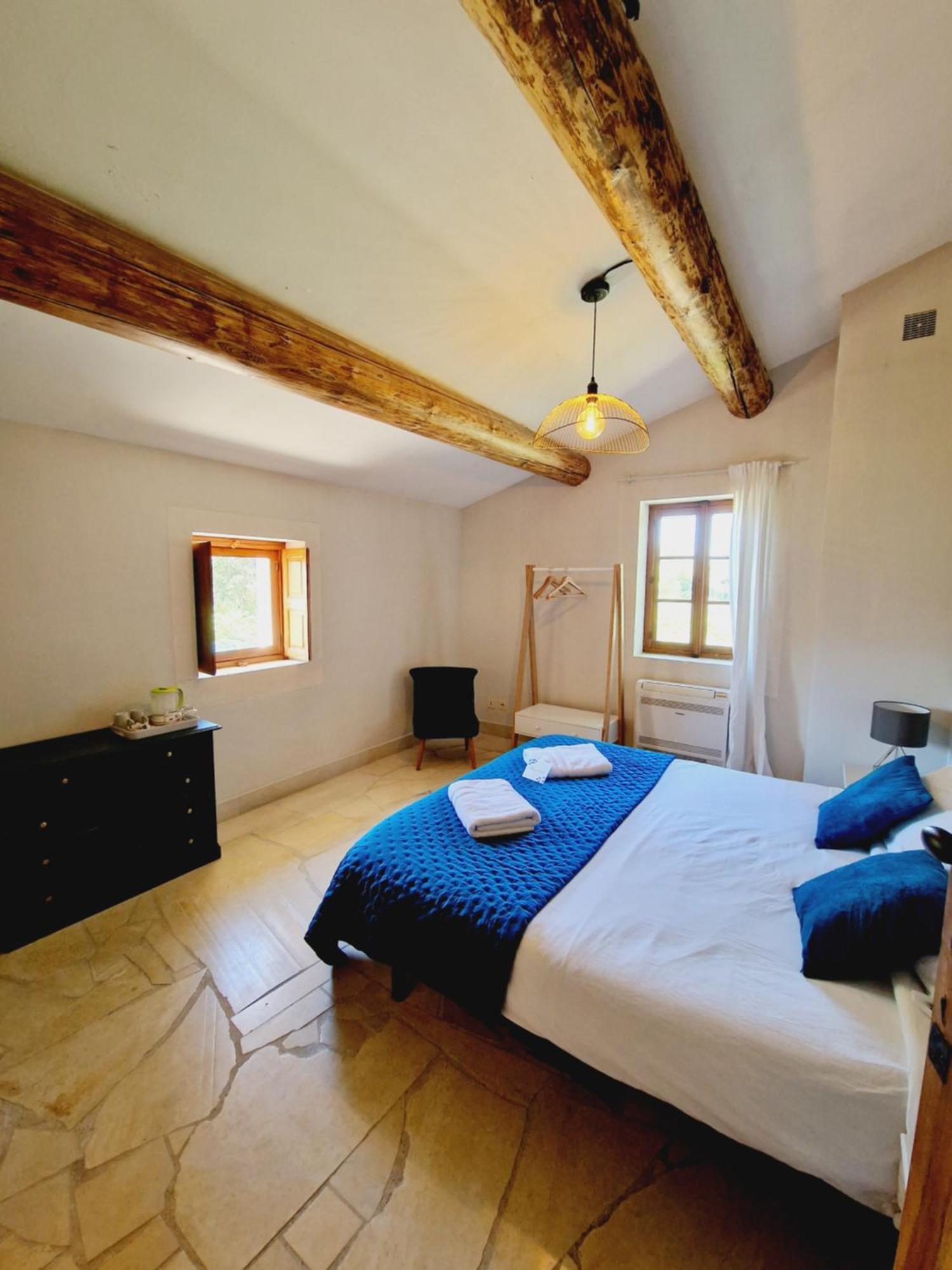 Mas Du Rollier Chambres D'Hotes Eygalières Екстериор снимка