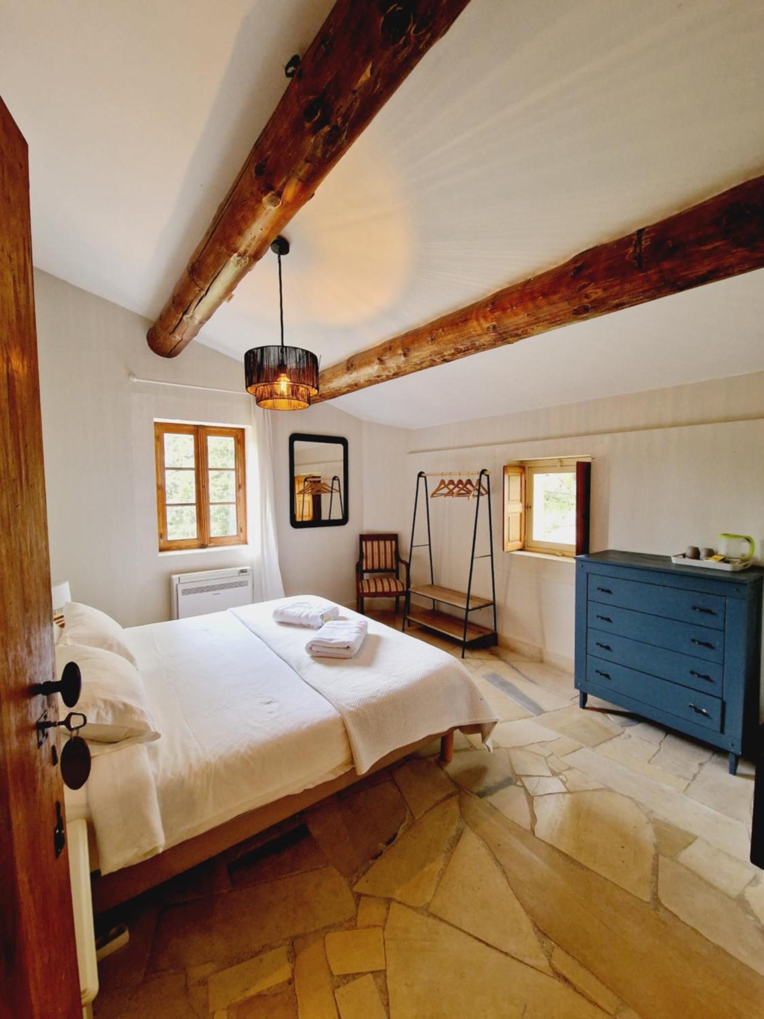 Mas Du Rollier Chambres D'Hotes Eygalières Екстериор снимка